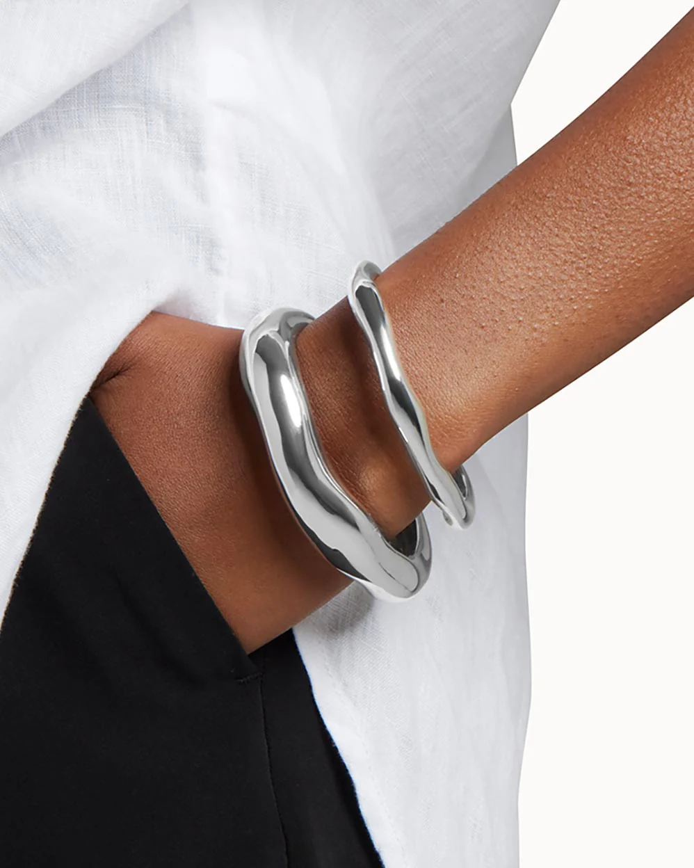 Lucid Light Bangle - Image 3