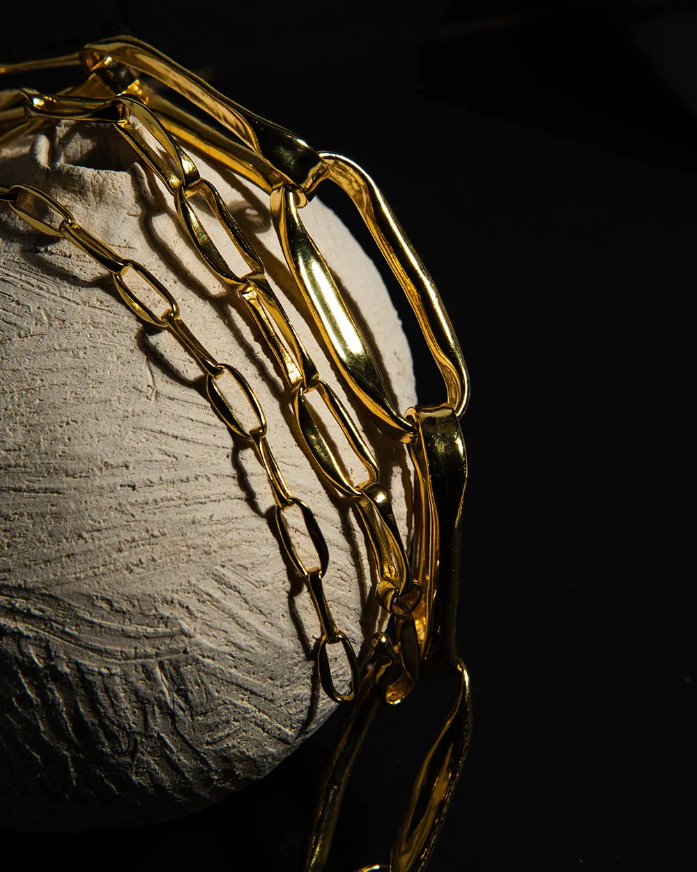 MM STUDIO Link Chain Bracelet - Image 7
