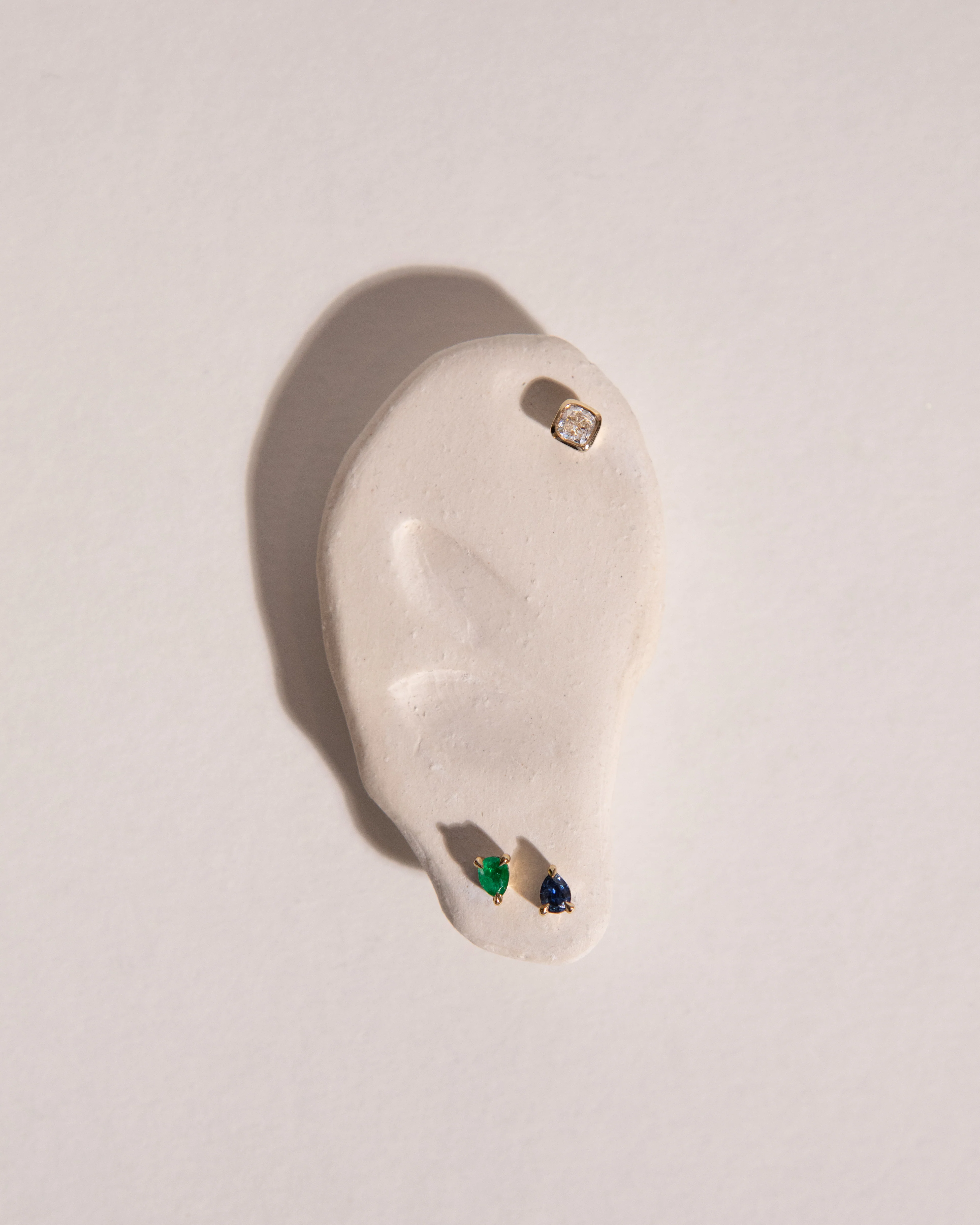 Toi Et Moi Emerald Stud Earring - Image 5