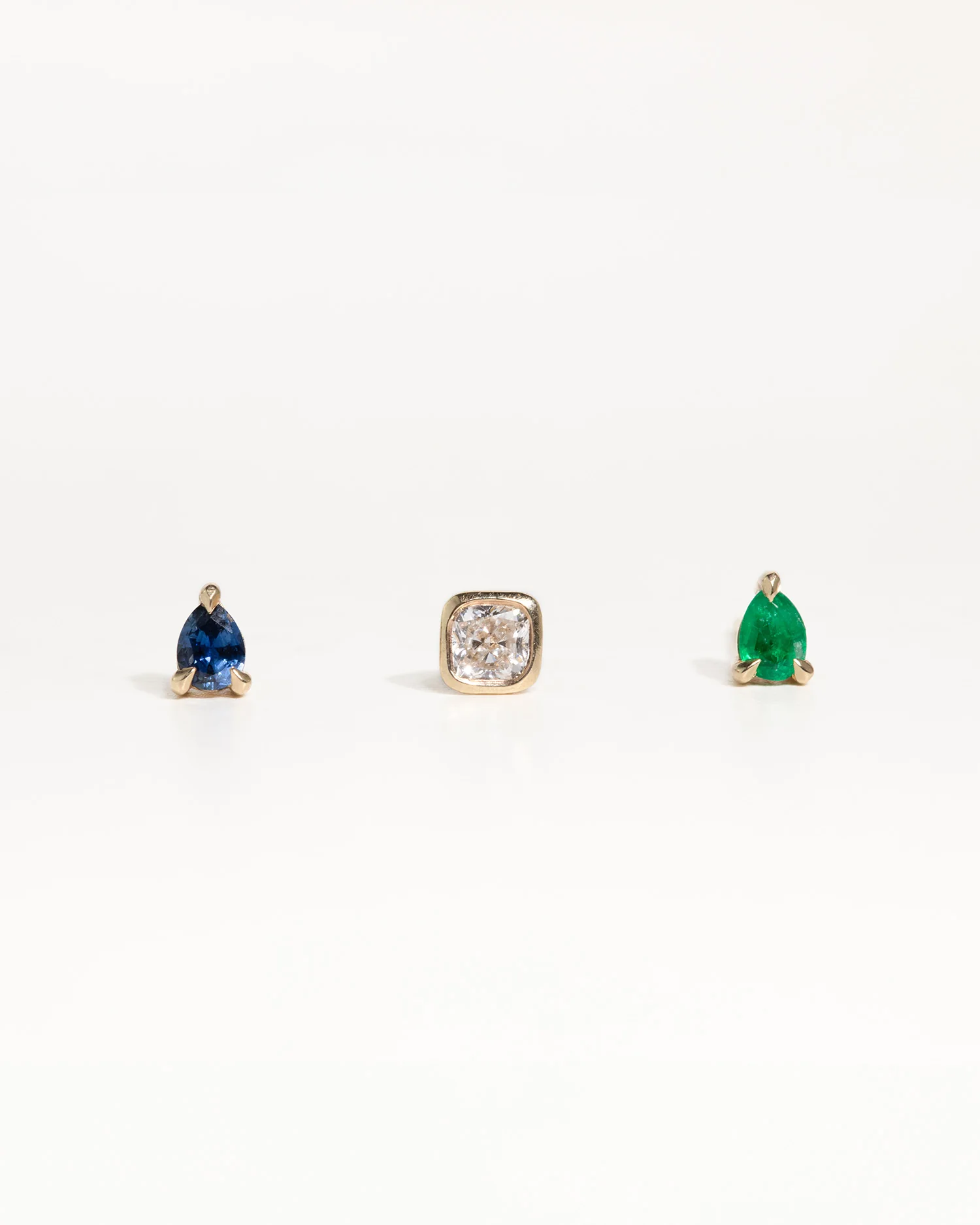 Toi Et Moi Emerald Stud Earring - Image 8