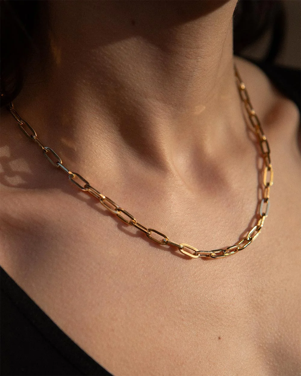 Jumbo Paper Chain Necklace - Image 5