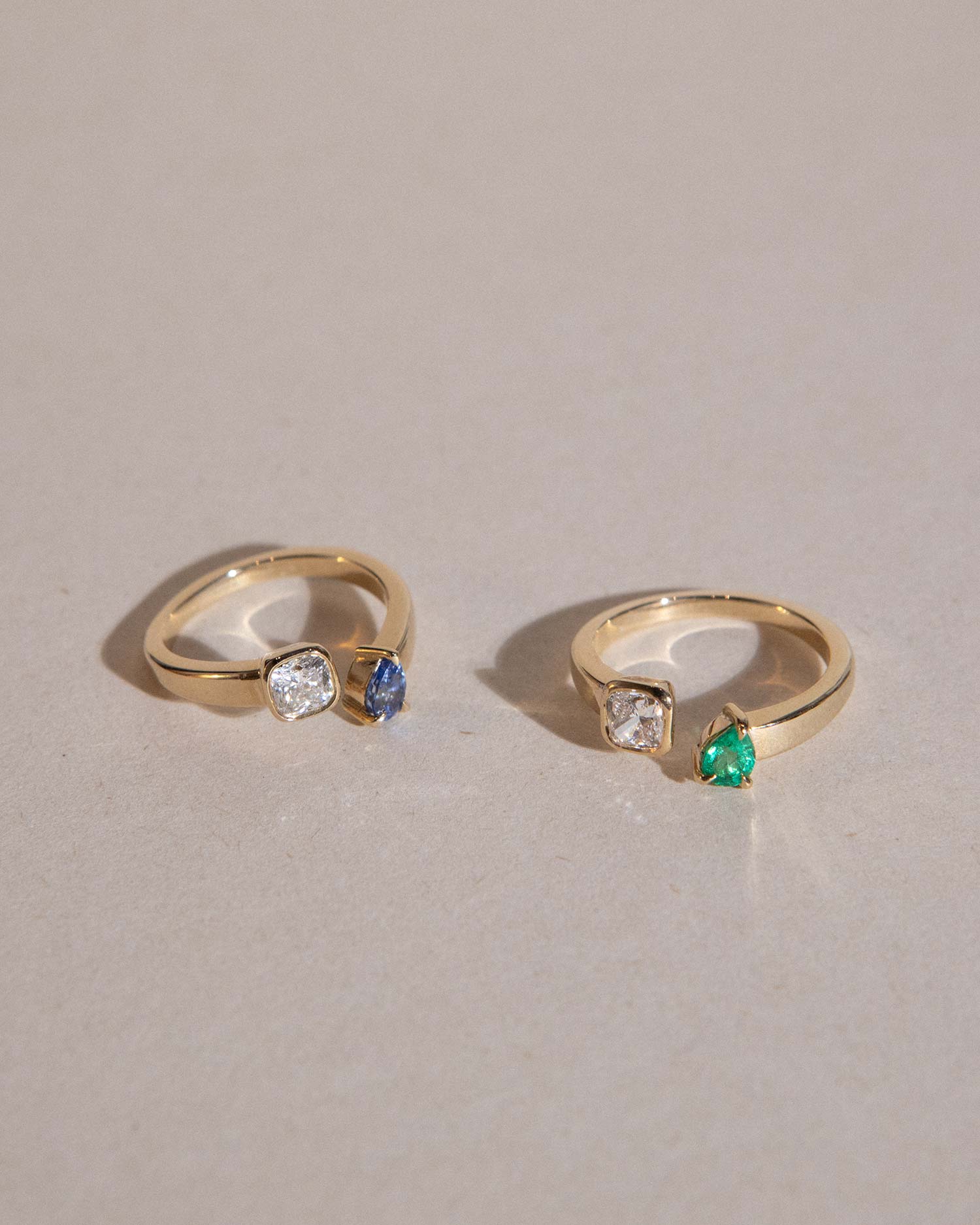 Toi Et Moi Diamond and Sapphire Ring - Image 2