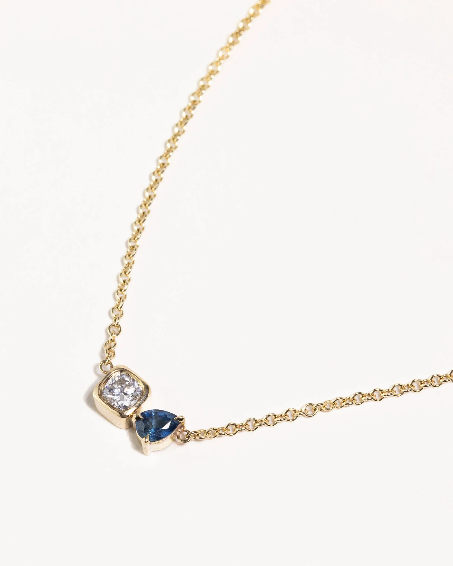 Toi Et Moi Diamond and Sapphire Necklace - Image 4