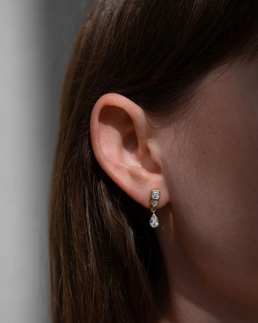 Vega Diamond Earrings - Image 3