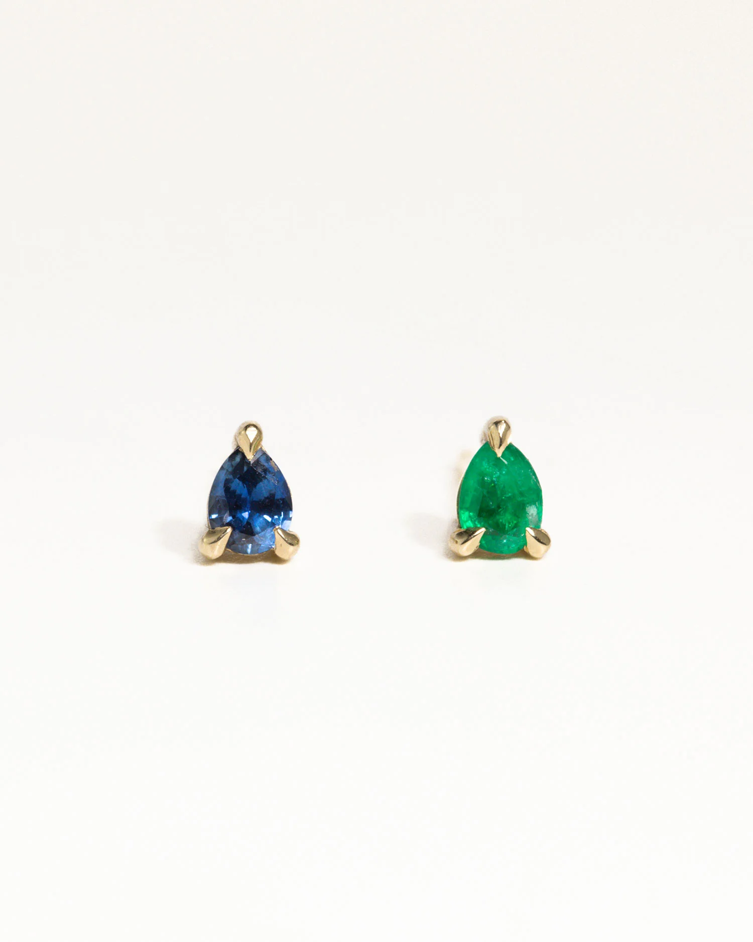 Toi Et Moi Sapphire Stud Earring - Image 7