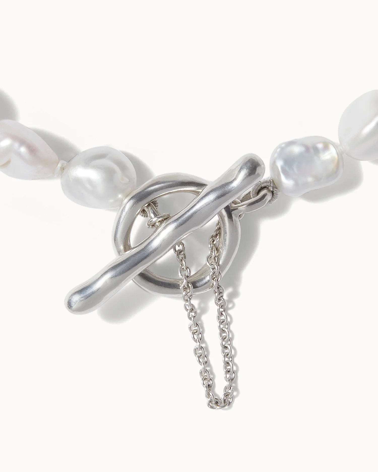 Baroque Pearl T-Bar Bracelet - Image 4