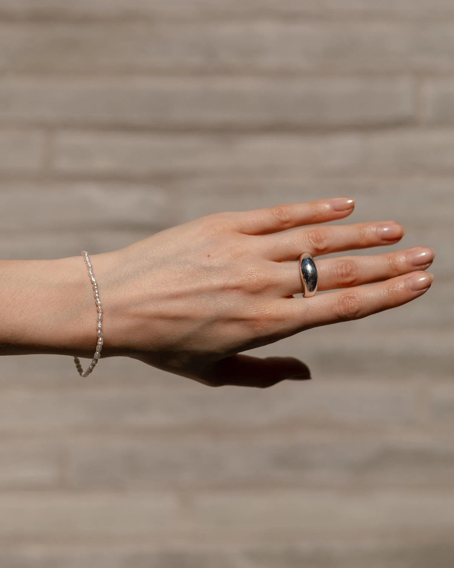 Hydra Pearl Beaded Bracelet - Image 4